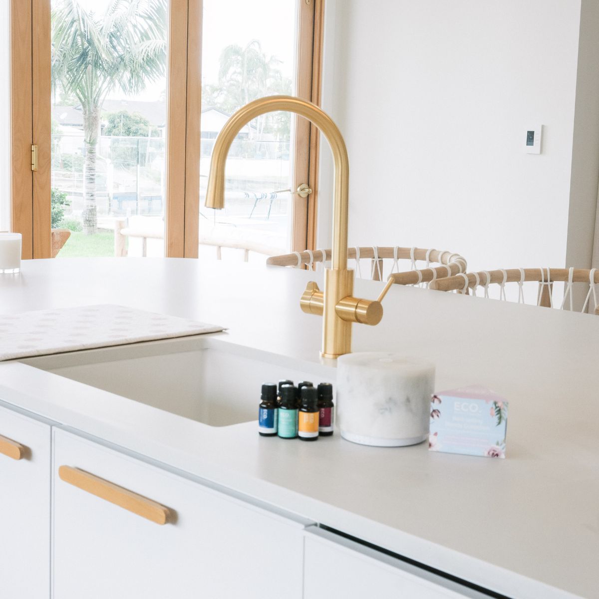 Marble Diffuser + Best Selling Blends Collection