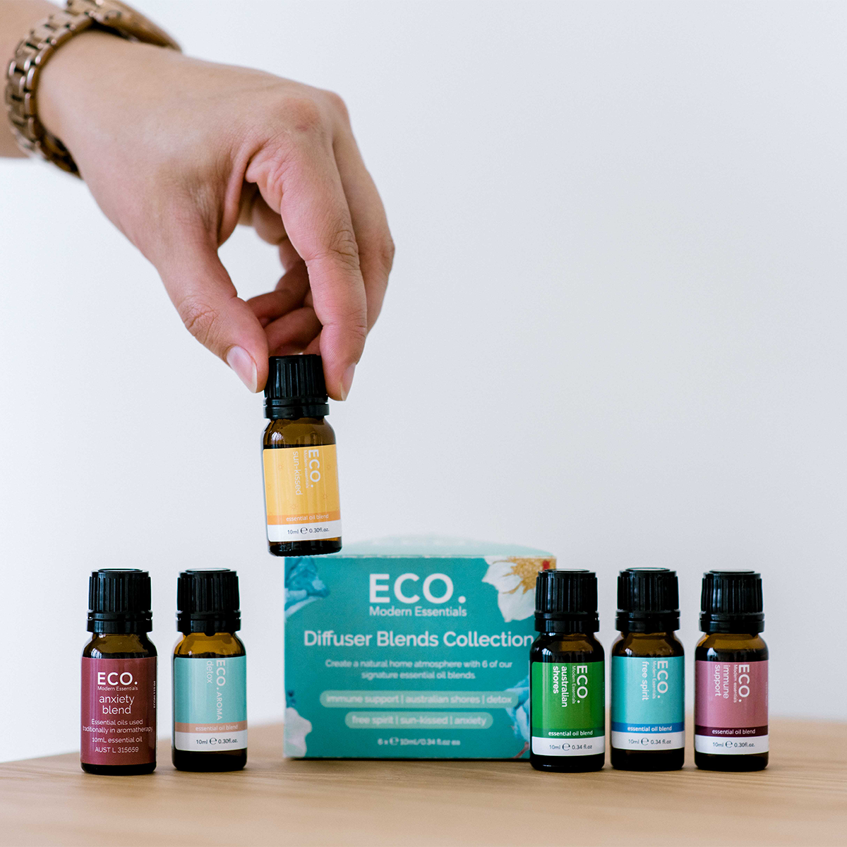 Nebulizing Diffuser & Diffuser Blends Collection