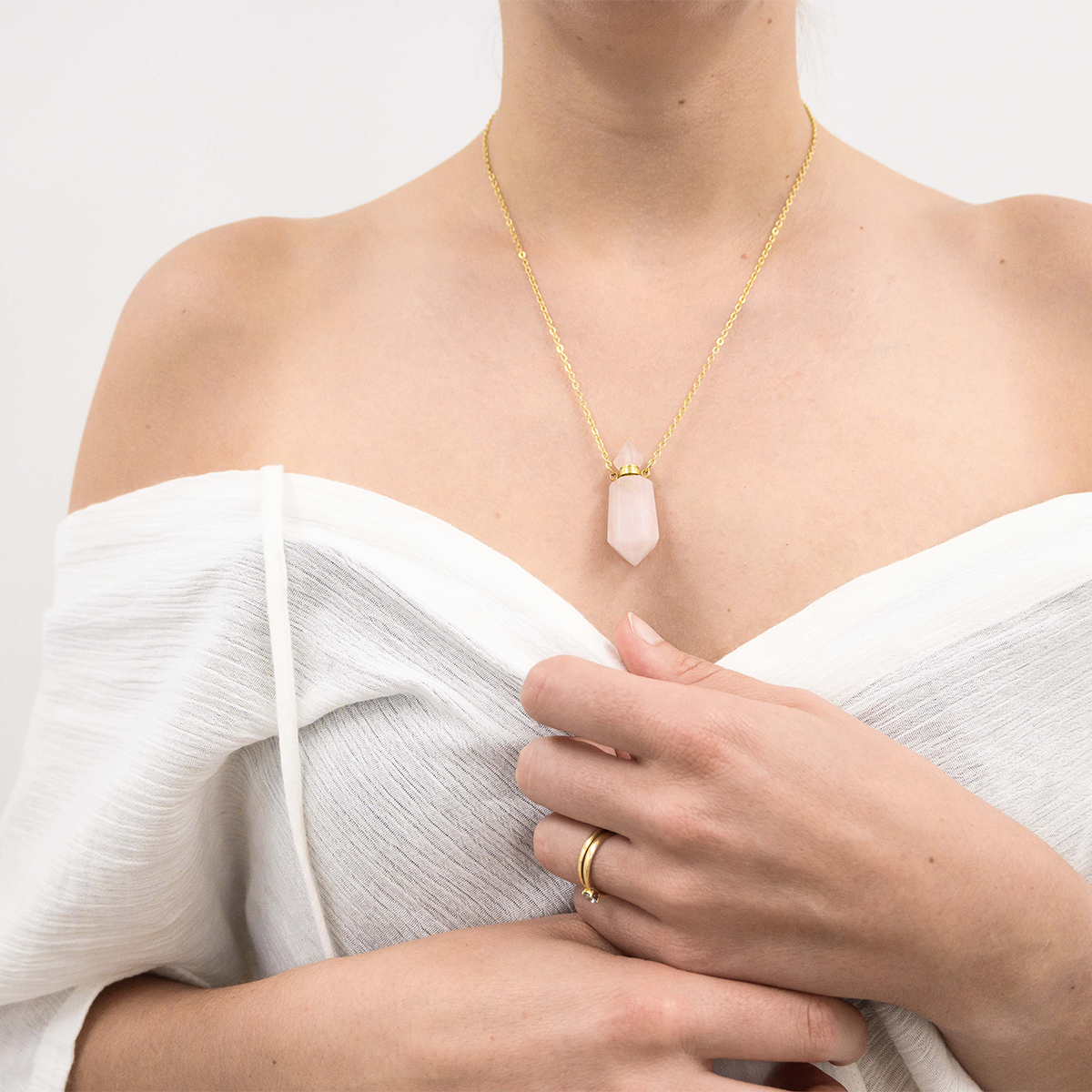 Rose Quartz Aromatherapy Necklace